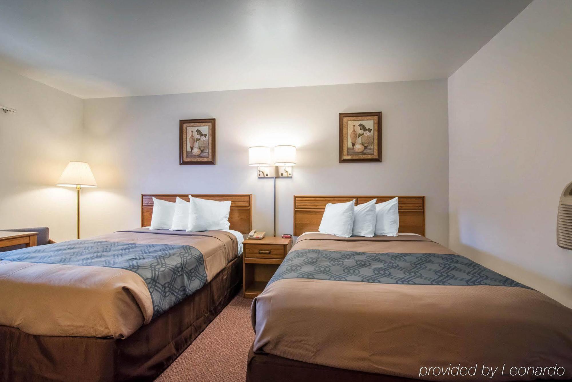 סנט אלבנס Econo Lodge מראה חיצוני תמונה
