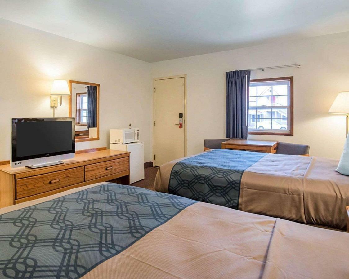 סנט אלבנס Econo Lodge מראה חיצוני תמונה